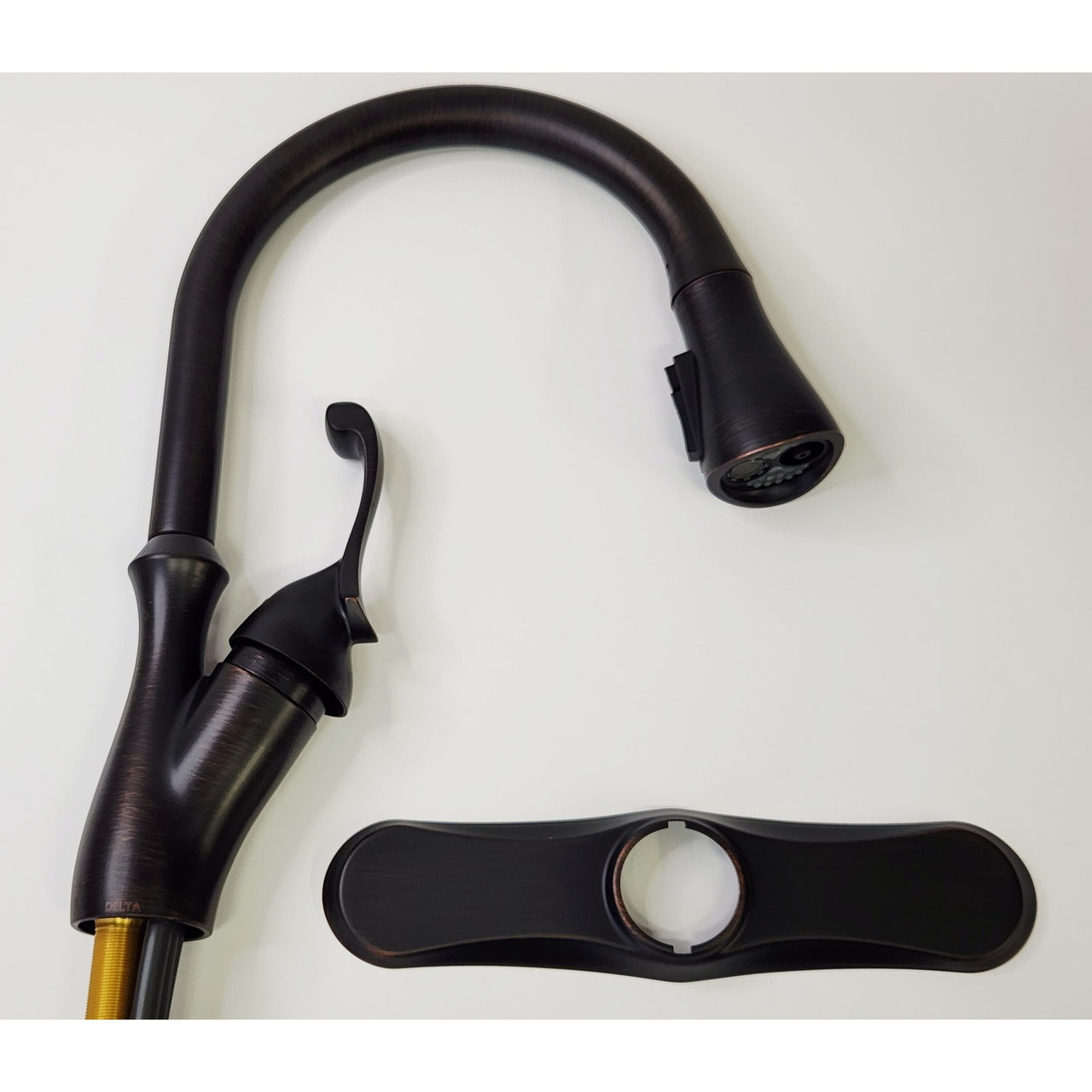 Delta 19950Z-RBSD-DST Arabella Pull-Down Kitchen Faucet - Venetian Bronze