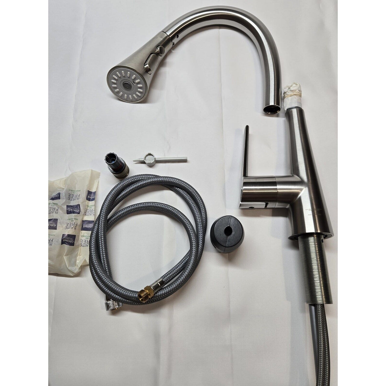 Grohe 32298DC3 Zedra Single Handle Pull Down Kitchen Faucet - SuperSteel