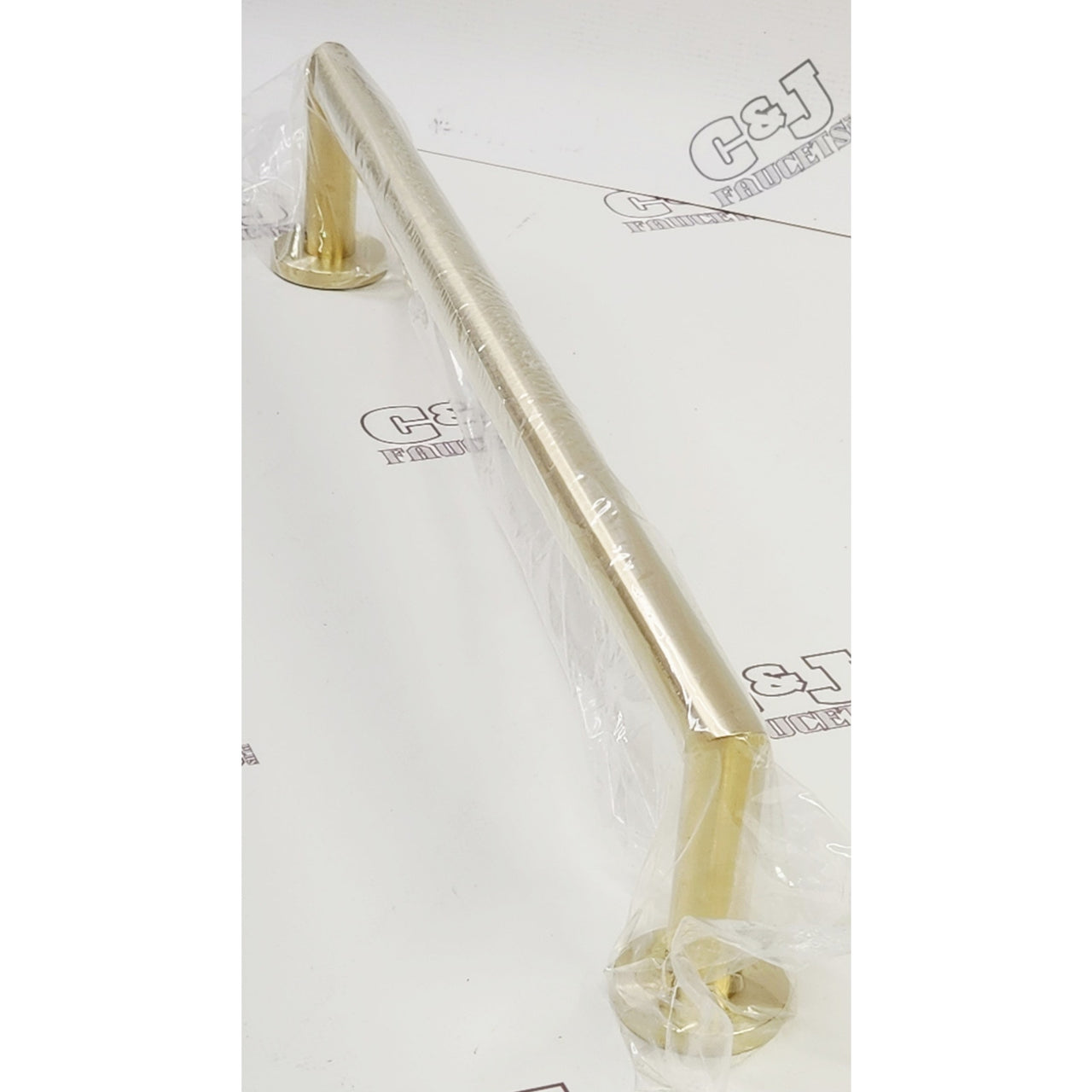 Newport Brass 36-01/04 Priya 18" Wall Mounted Bathroom Towel Bar - Satin Brass