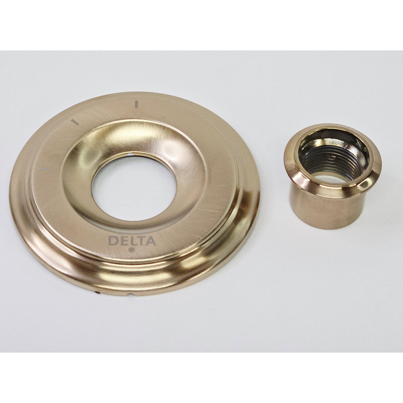 Delta T11997-CZLHP Cassidy Tub/Shower Diverter Trim Less Lever -Champagne Bronze