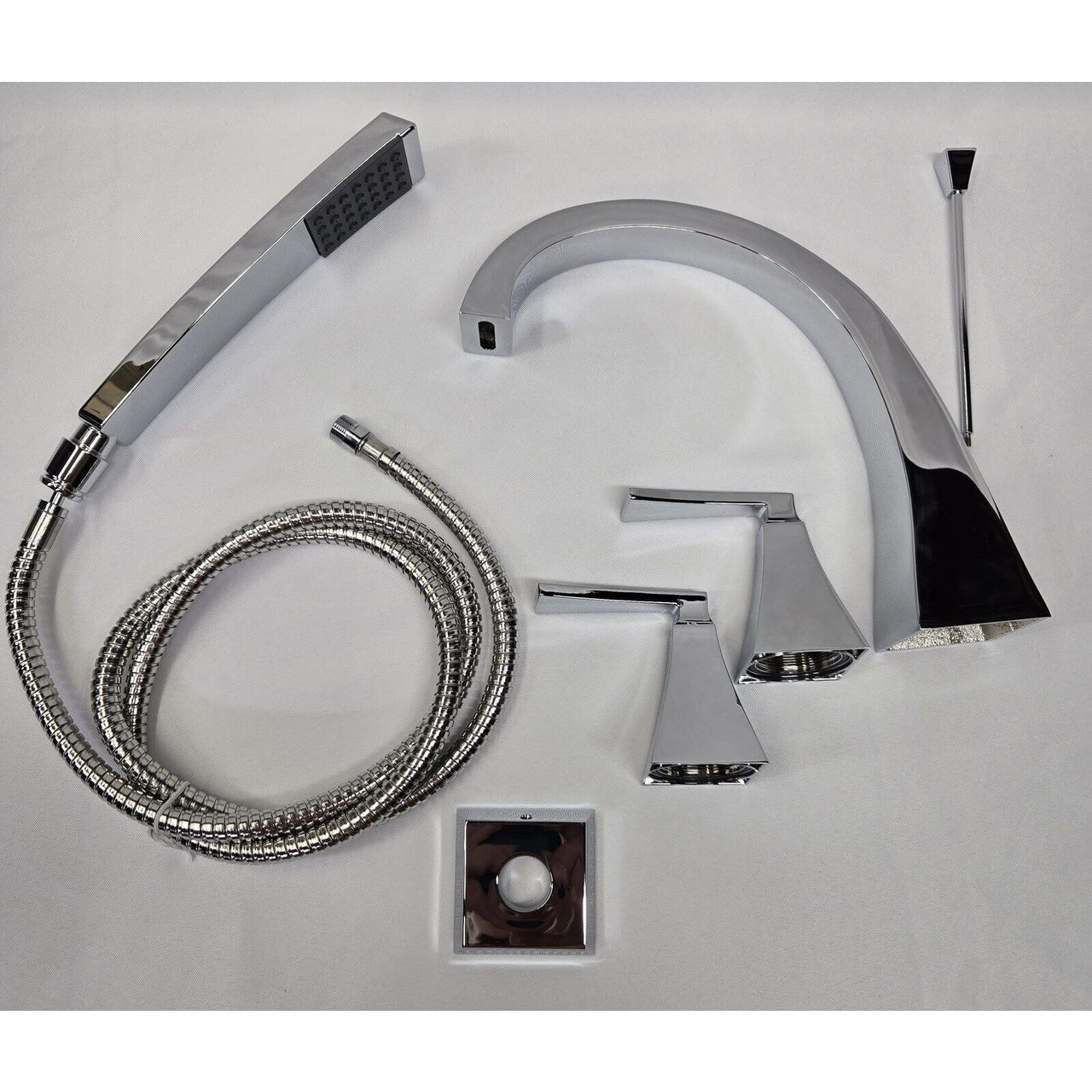 Signature Hardware 448549 Vilamonte Roman Tub Filler w/Hand Shower -Chrome *READ