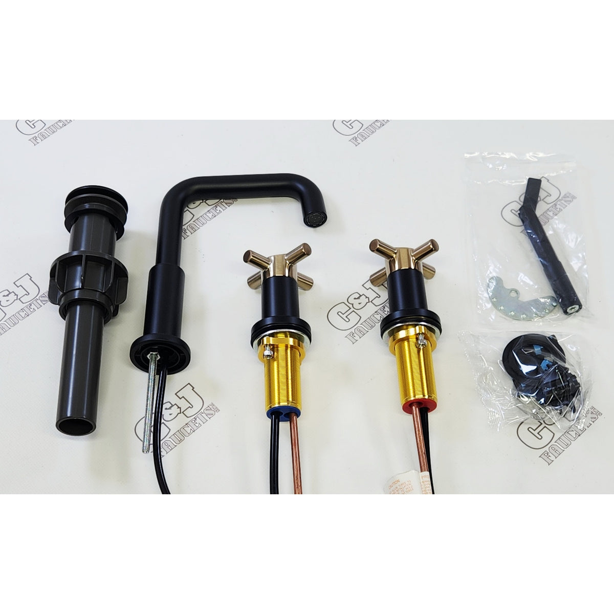 Delta 35894LF-GZ Nicoli 1.2 GPM Widespread Bathroom Faucet - Black/Gold
