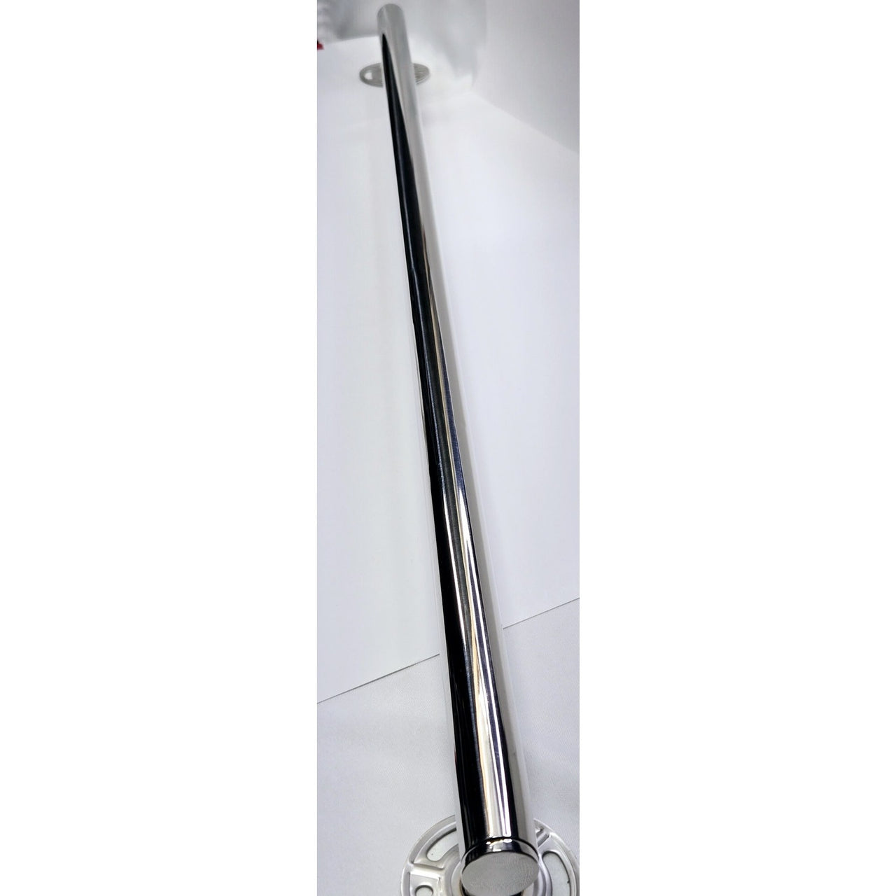 Moen YG0742CH Iso 42" Grab Bar - Polished Chrome *READ