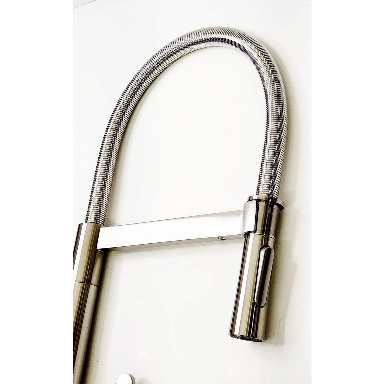 Signature Hardware 481860 Ocala Kitchen Faucet w/Pull-Down Spout - Chrome READ