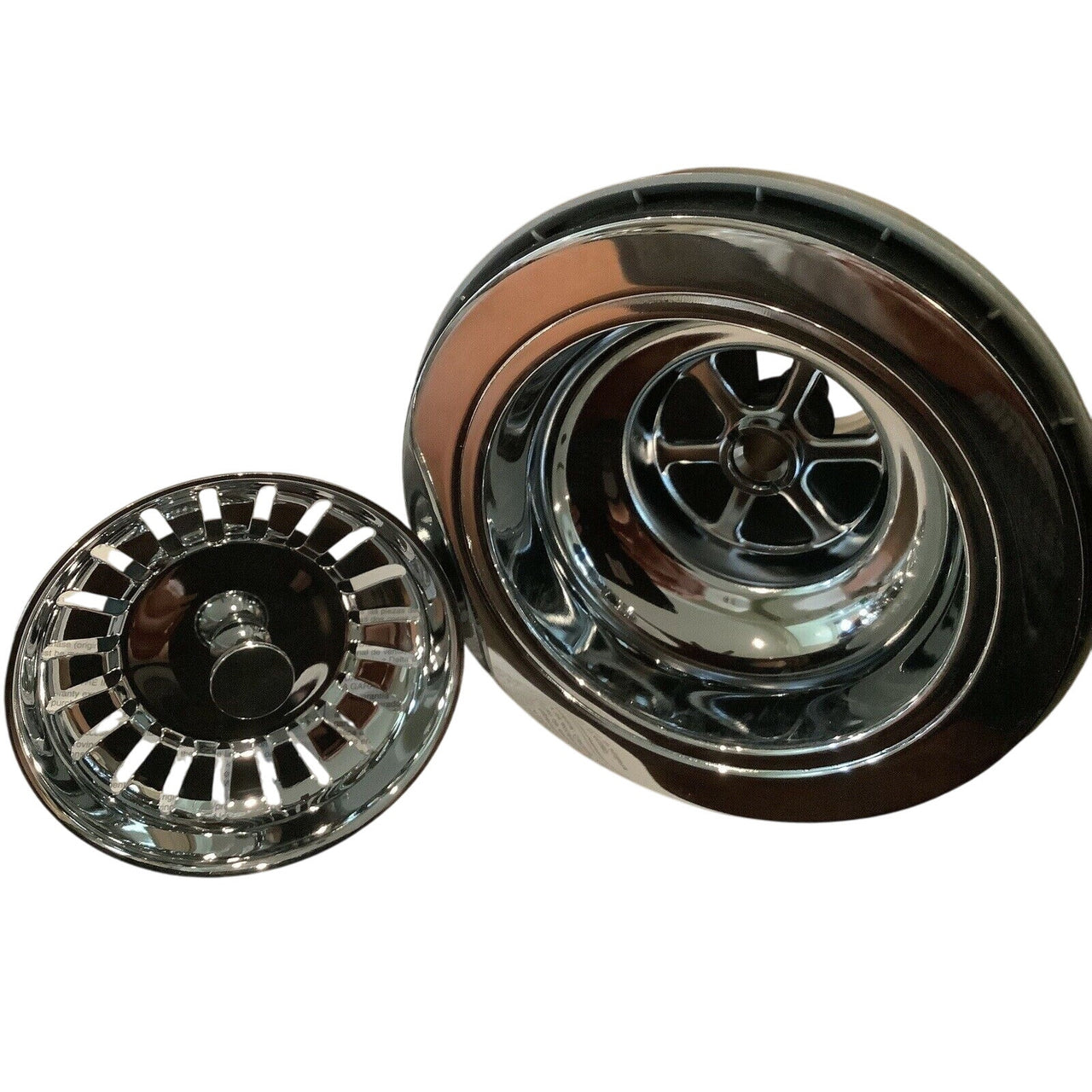 Delta 72010 Kitchen Sink Flange and Strainer - Chrome