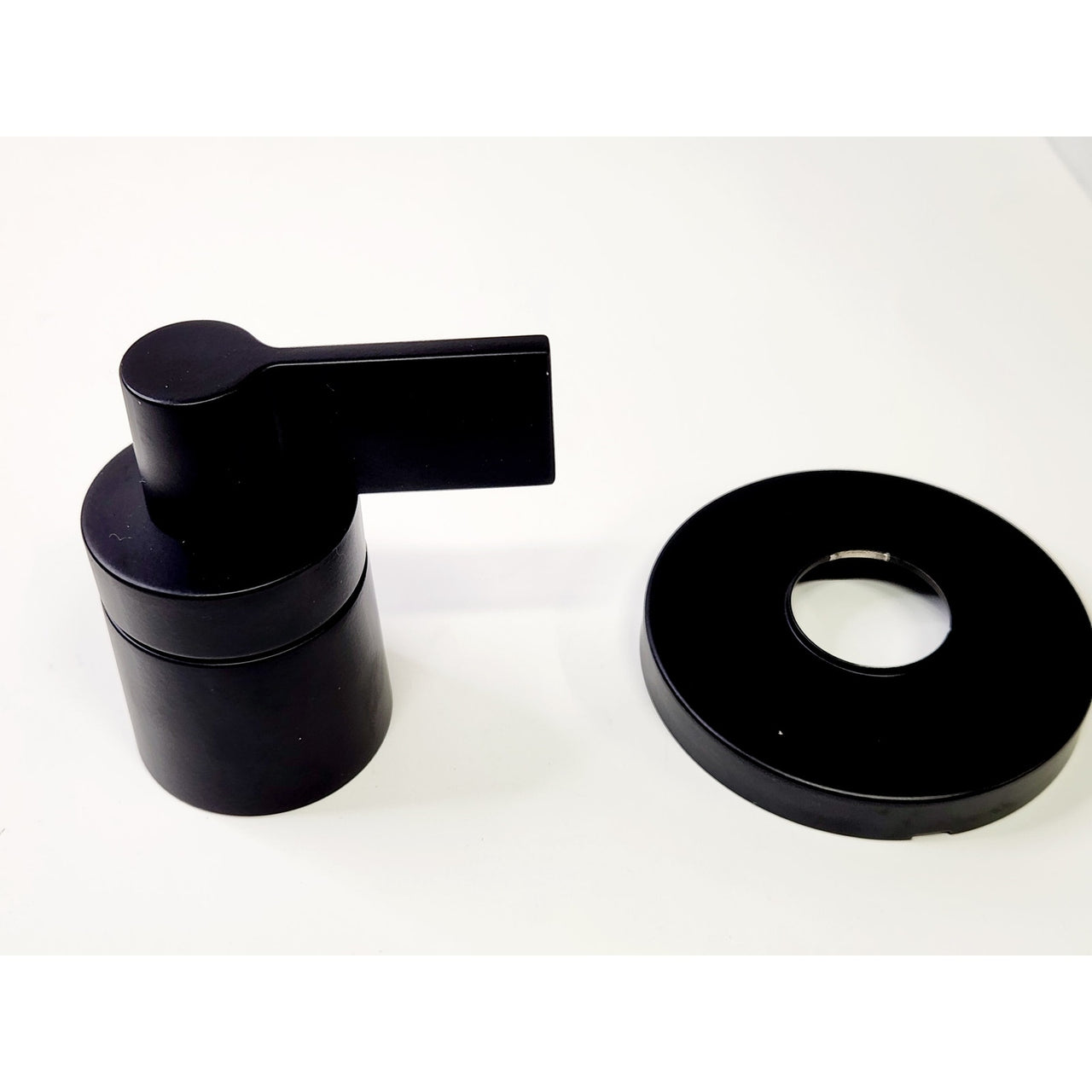Kohler T23509-4-BL Parallel Transfer Valve Trim - Matte Black READ