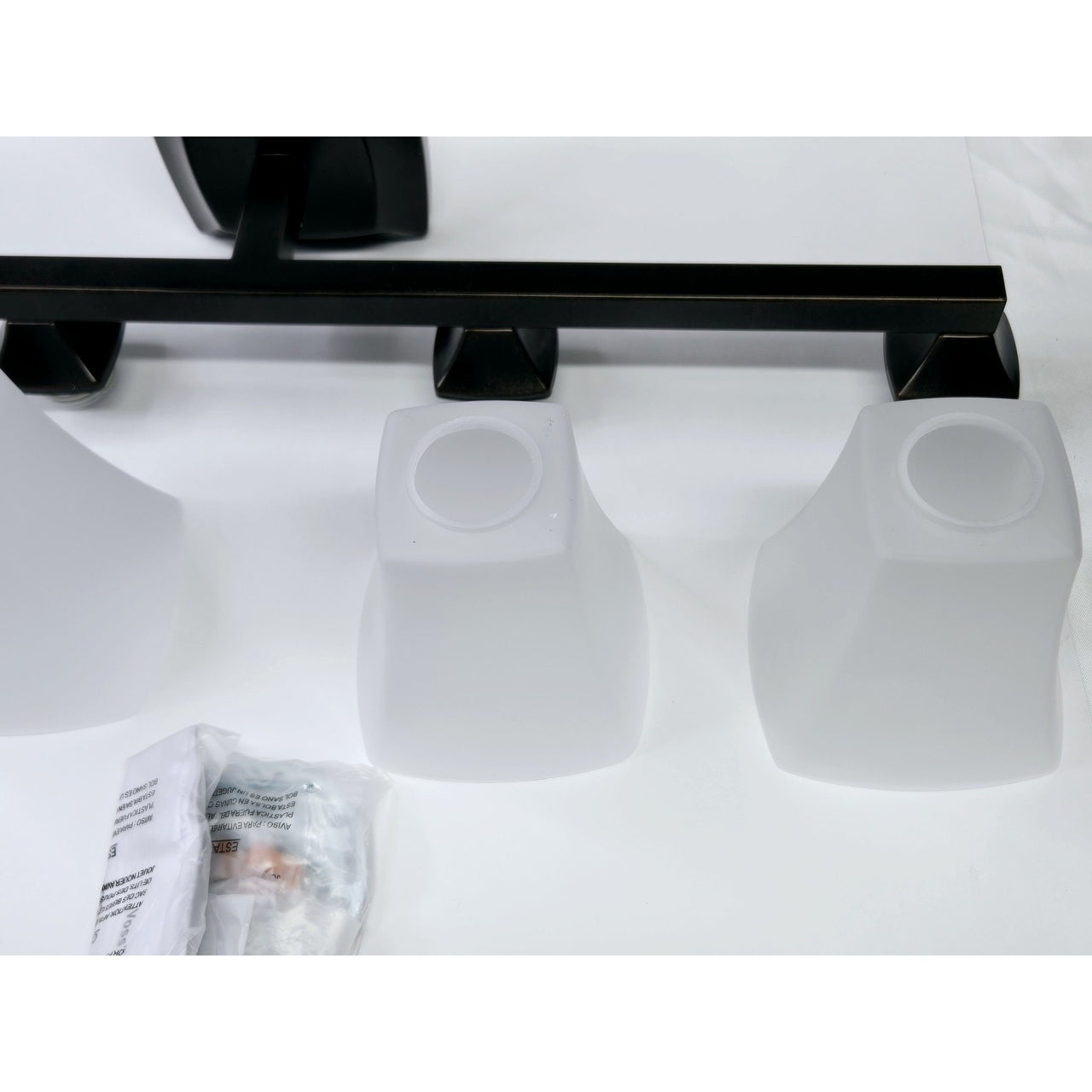 Moen YB5164ORB Voss 4-Light DualMount Bath Vanity Fixture - Oil Rub Bronze READ
