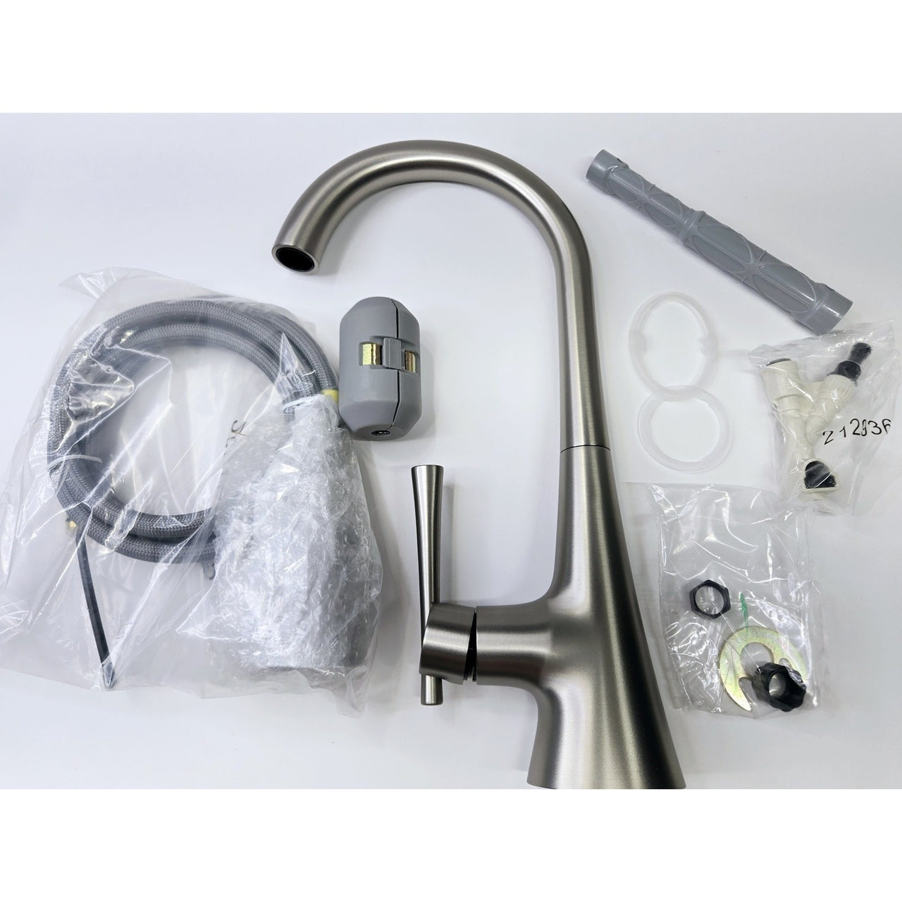 Moen F9126SRS Kurv Pull-Down Sprayer Kitchen Faucet - Spot Resist Stainless READ