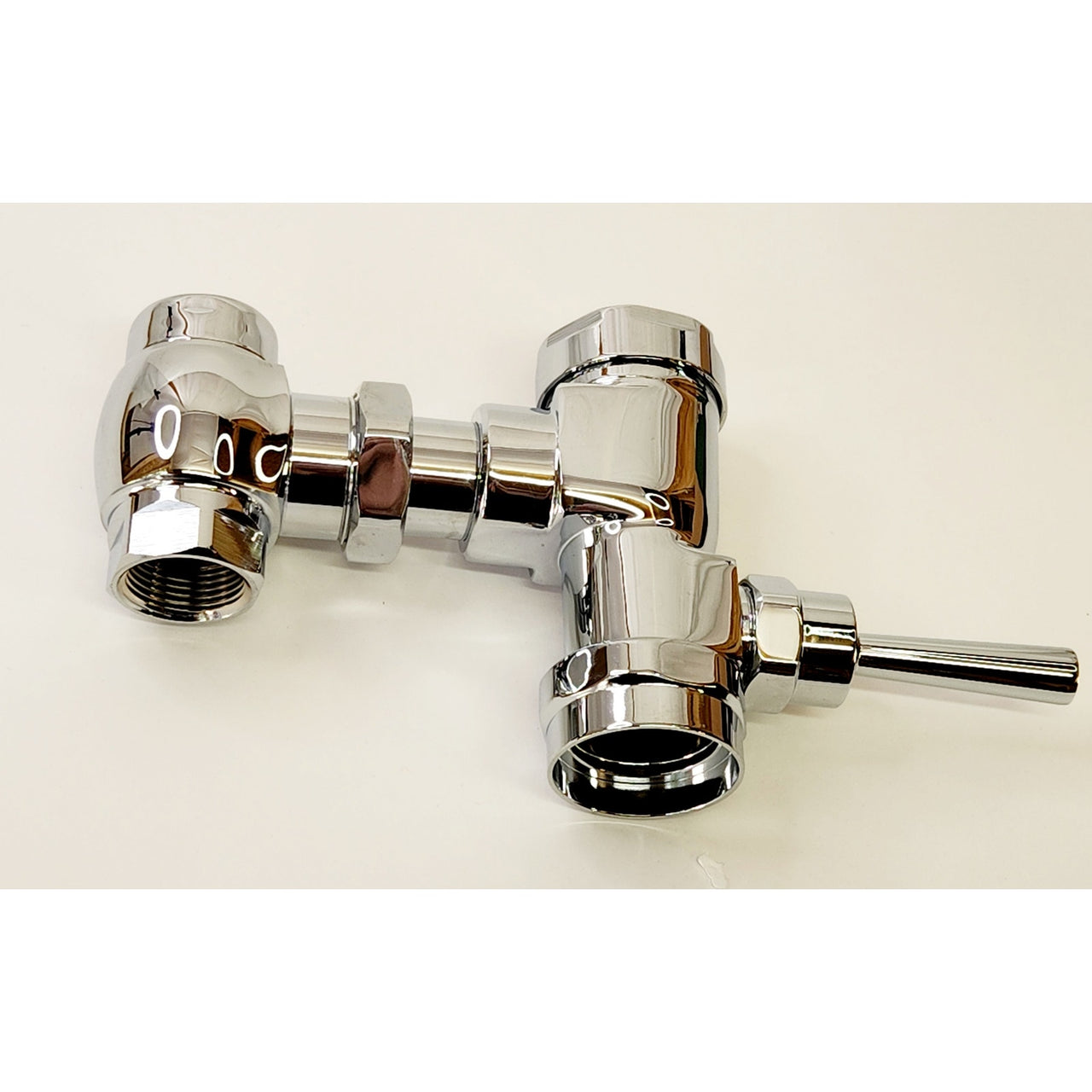 American Standard 6047.121.002 1.28 GPF Flushometer for 1-1/2" - Polished Chrome