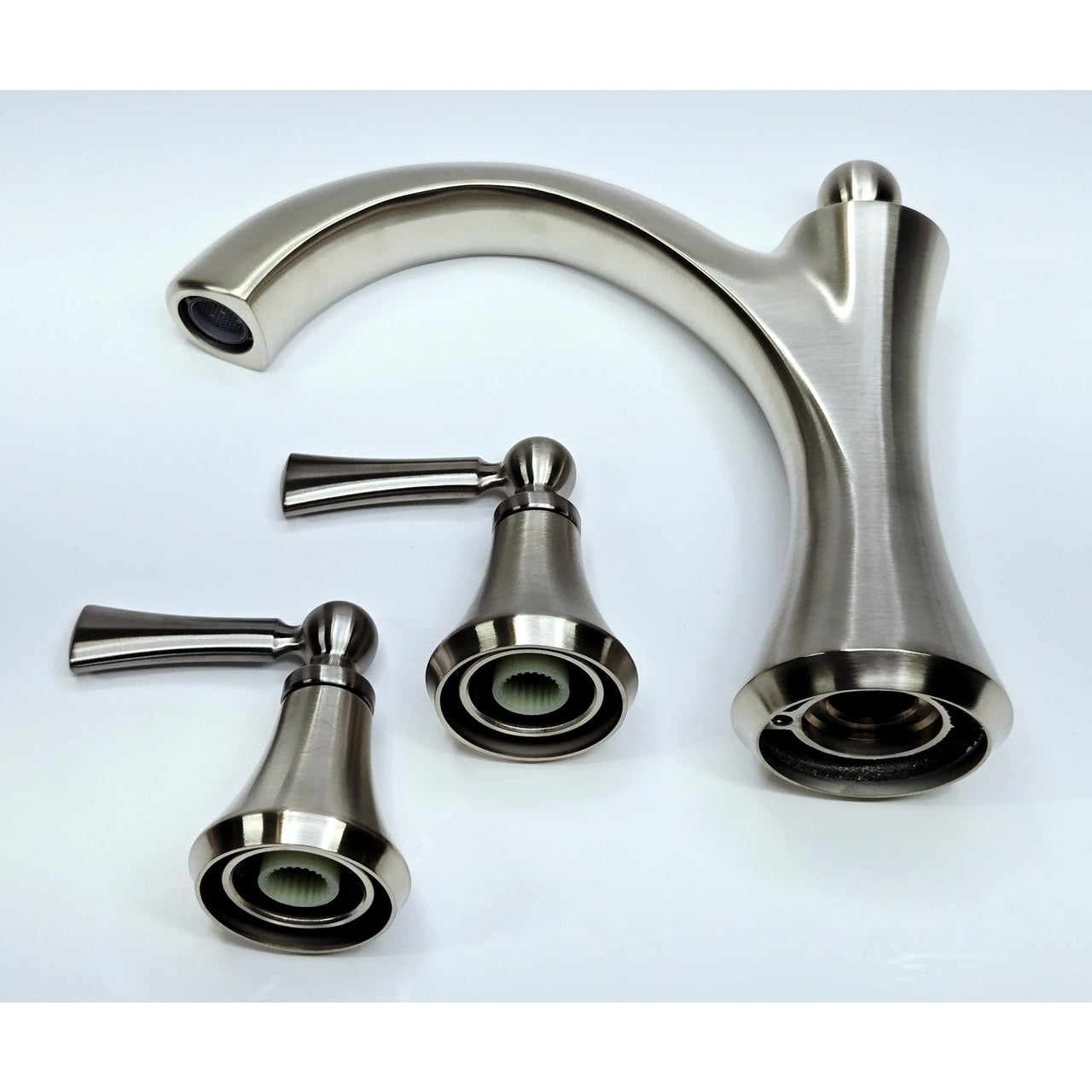Moen T653BN Wynford Deck Mounted Roman Tub Filler Trim - Brushed Nickel