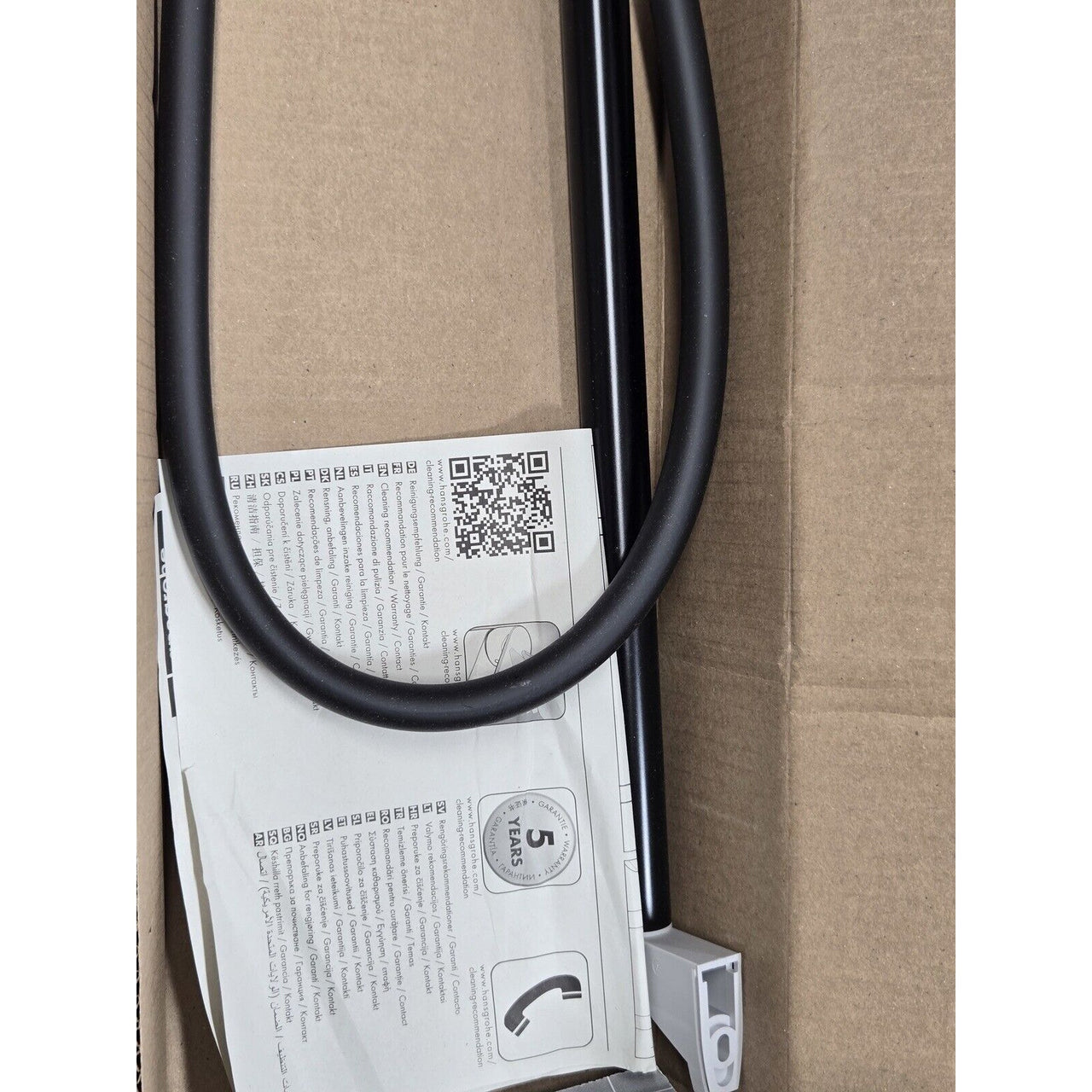 hansgrohe 28631670 Unica Wall Bar Shower Kit, Valve Included - Matte Black