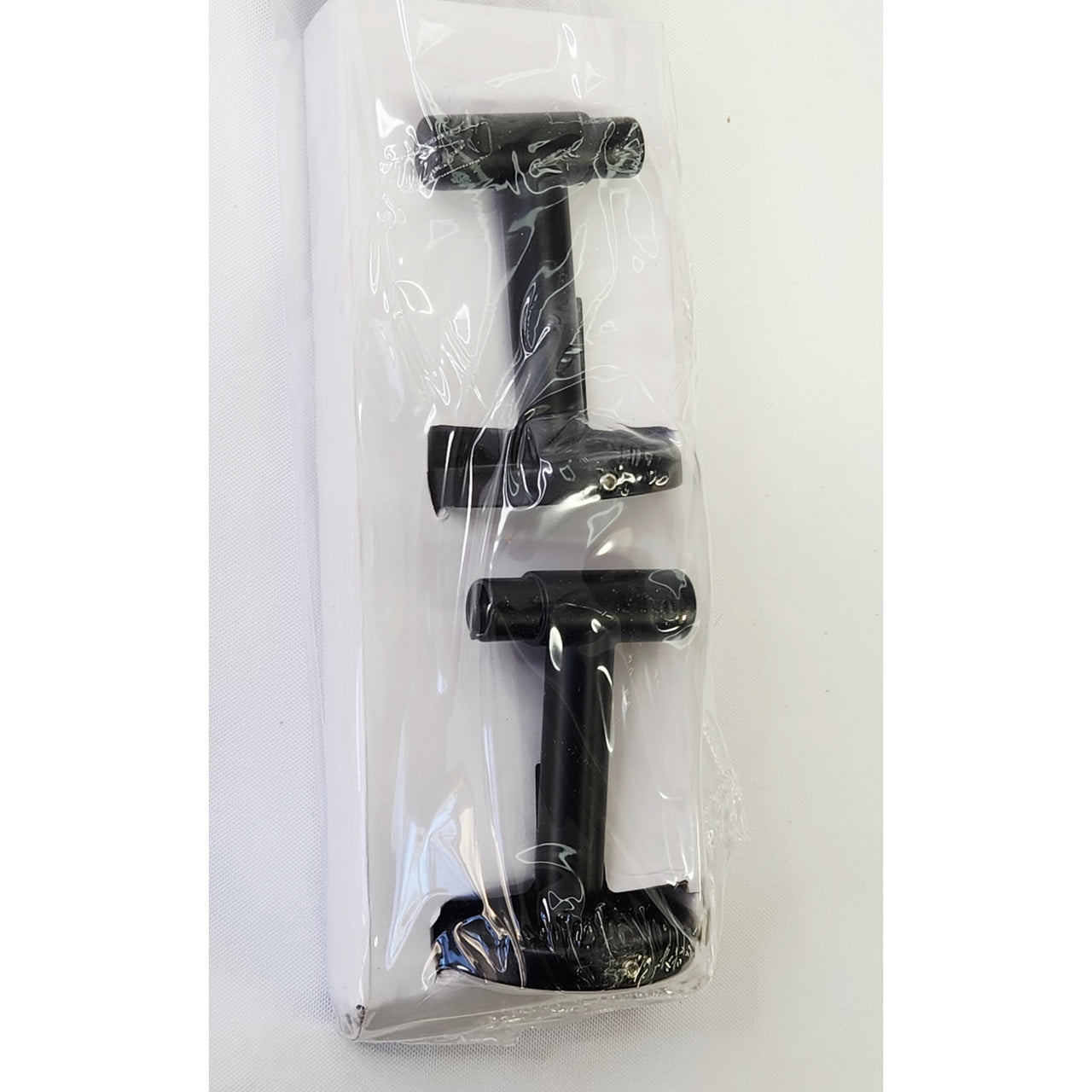 Delta 75918-BL Trinsic 18" Wall Mounted Towel Bar - Matte Black