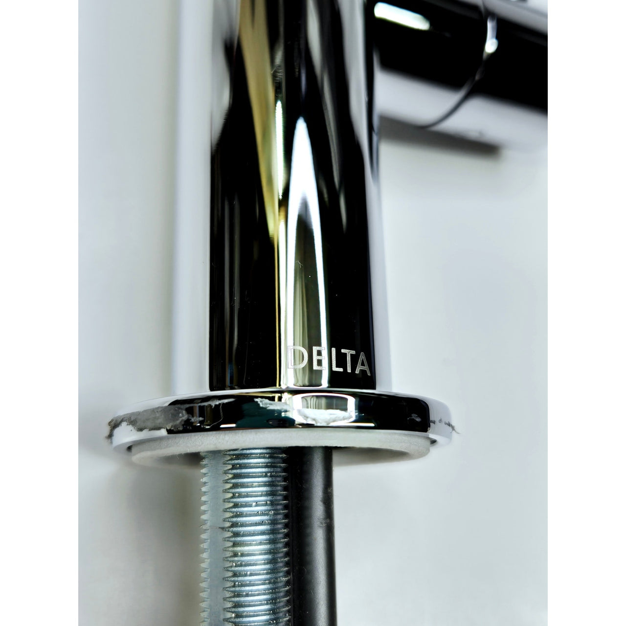 Delta 1930-DST Contemporary 1.5 GPM Beverage Faucet - Chrome *READ