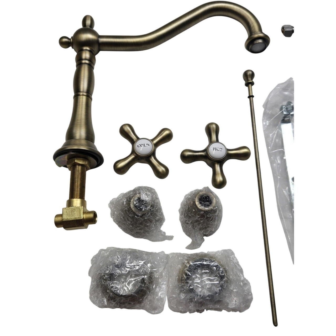 Signature Hardware 487977 Victorian Widespread Bathroom Faucet - Aged Brass