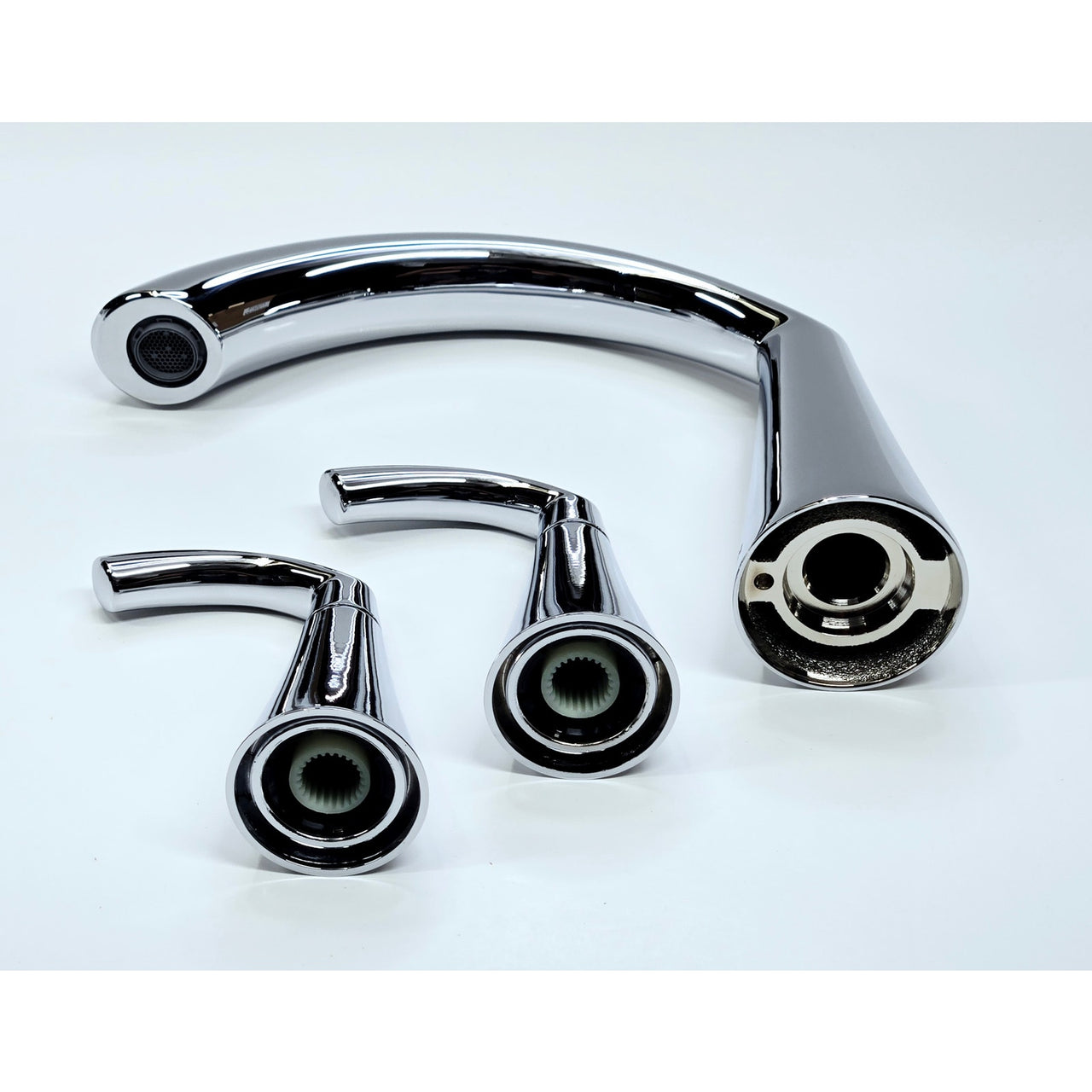 Moen T373 Glyde Deck Mounted Roman Tub Filler - Chrome