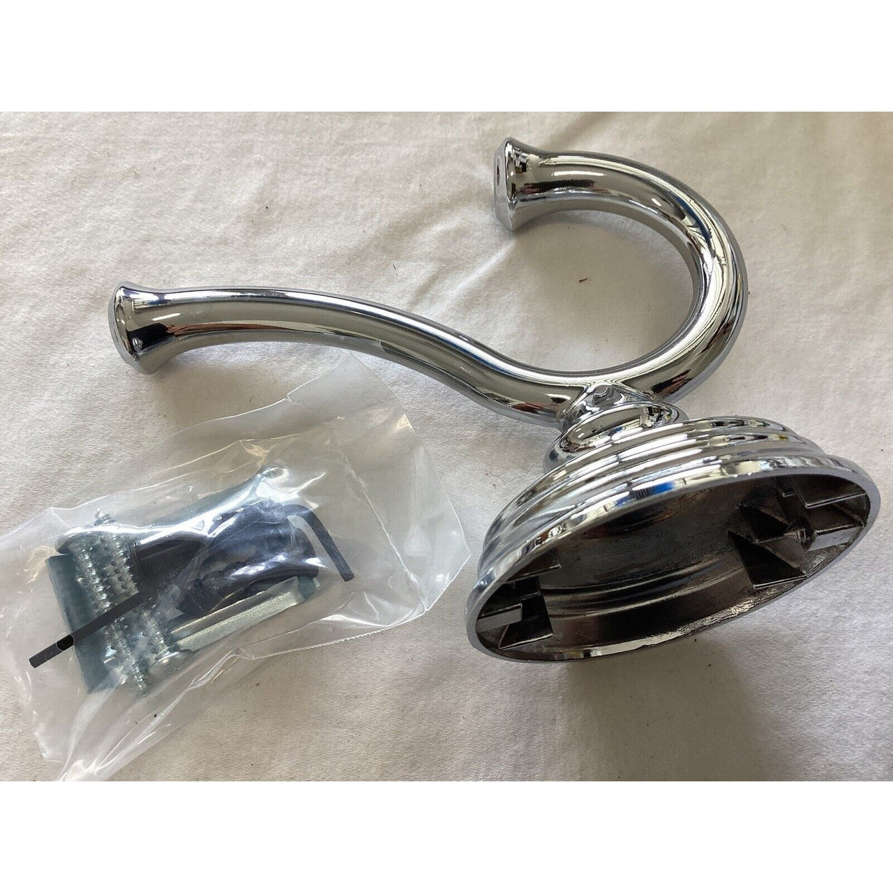 Delta 79735 Cassidy Towel Hook - Chrome