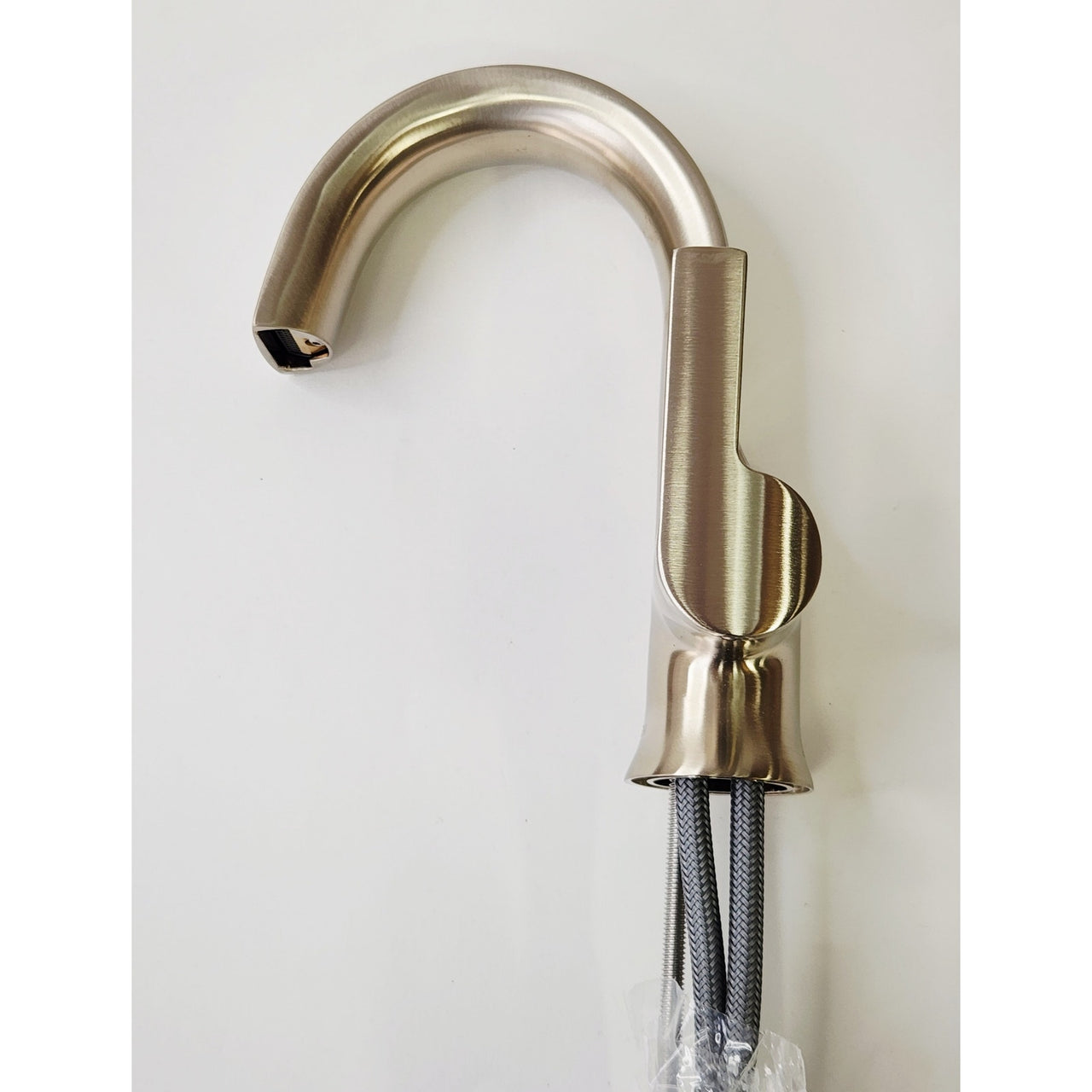 Moen S6910BN Doux 1.2 GPM Single Hole Bathroom Faucet with Drain -Brushed Nickel