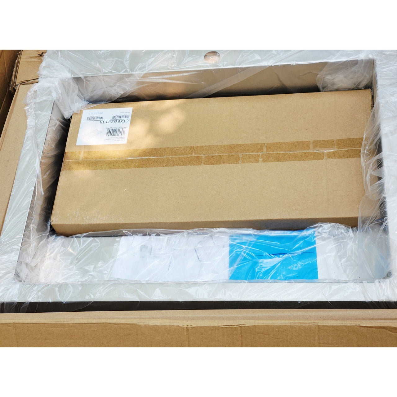 Elkay ELDSSF33279DBG Dart Canyon 33" Farmhouse Workstation Sink - Stainless READ