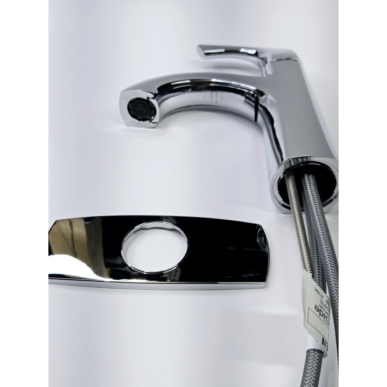 Moen 84505 Lindor Chrome 1-Handle 4" Centerset Bathroom Sink Faucet - Chrome