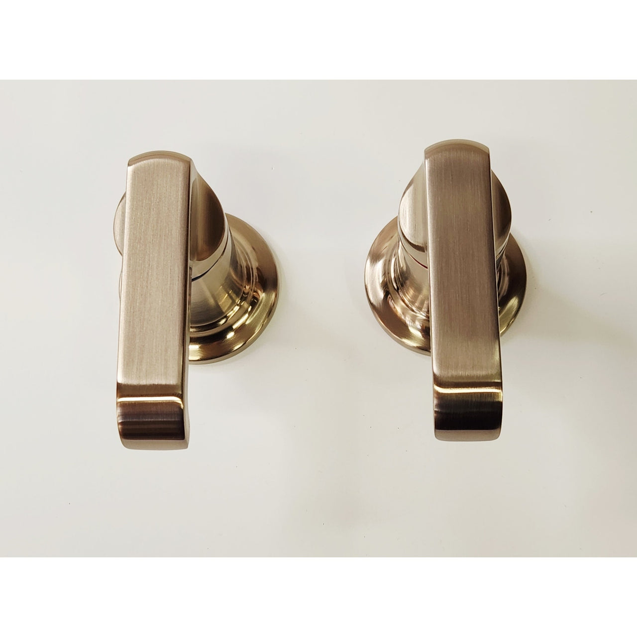 Delta H588CZ-PR Tetra Roman Tub Lever Handles - Lumicoat Champagne Bronze