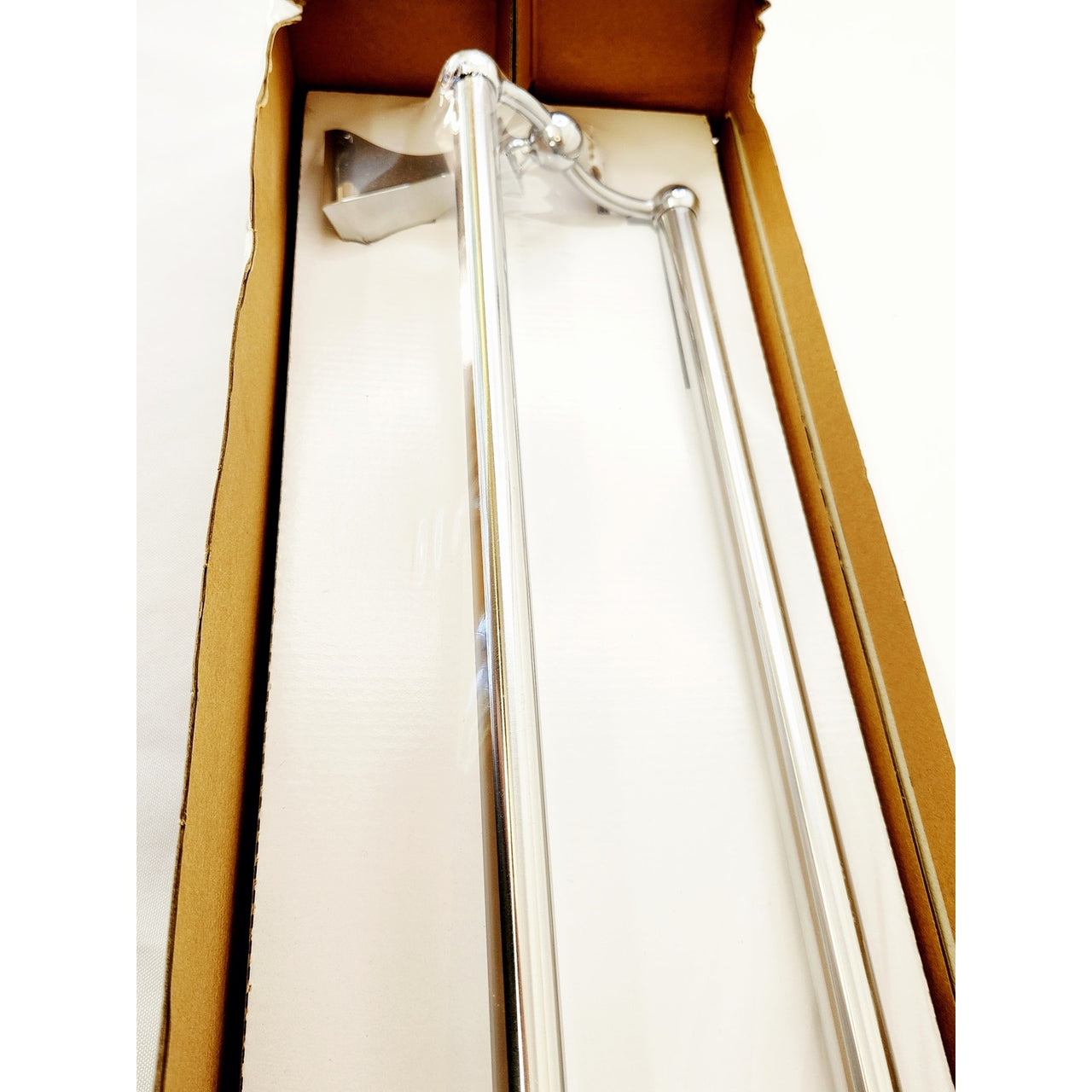 Moen DN8322CH Retreat Collection 24" Double Towel Bar - Chrome