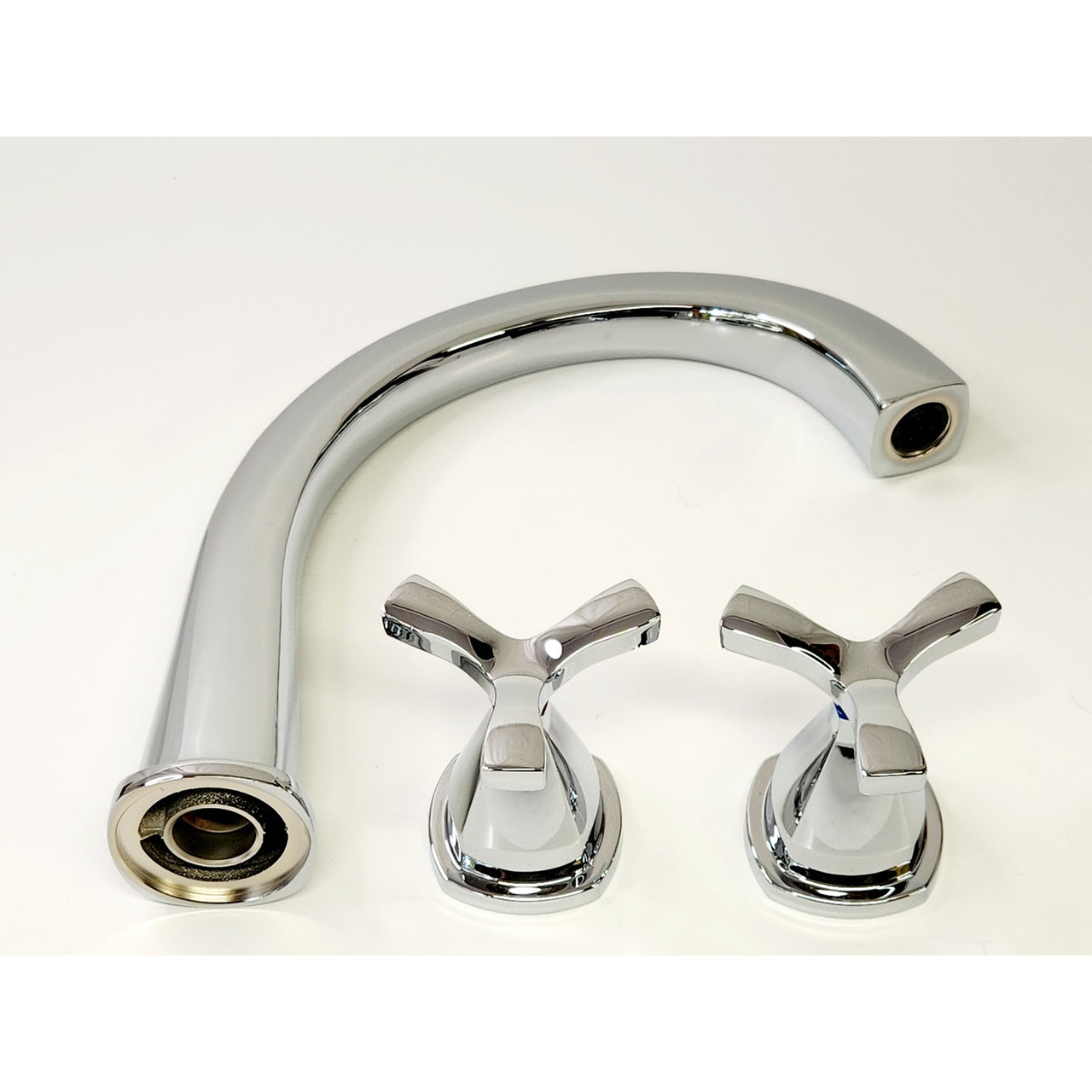 Delta T27776-PR Stryke Deck Mounted Roman Tub Filler with Helo Handles - Chrome