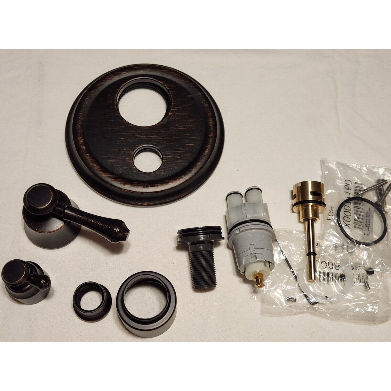 Delta T24897-RB Cassidy Traditional Monitor 14 Valve Trim -Venetian Bronze *READ