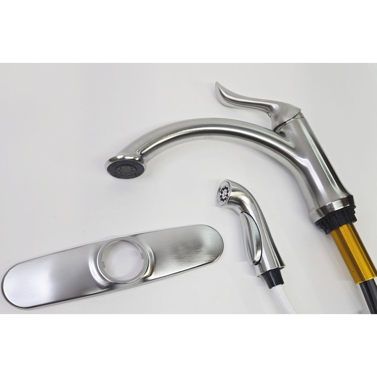 Delta 4453-AR-DST Linden Kitchen Faucet with Side Spray - Arctic Stainless