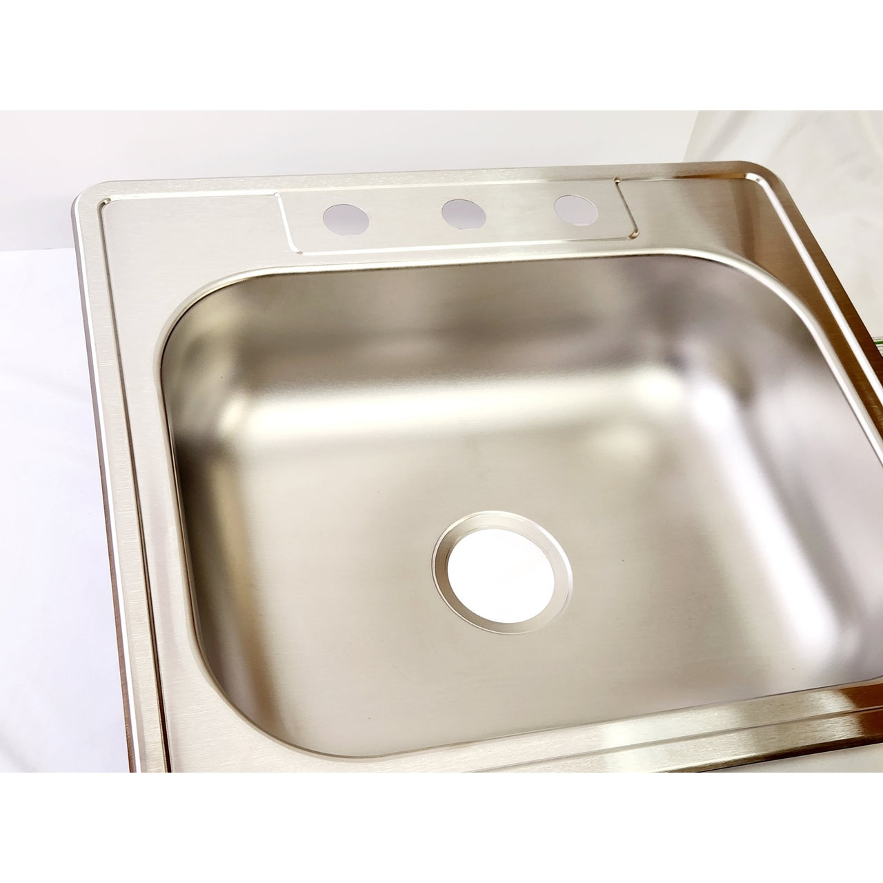 Proflo PFSR2522653 Bealeton 25 x 22 in. Stainless Steel Single Bowl Kitchen Sink