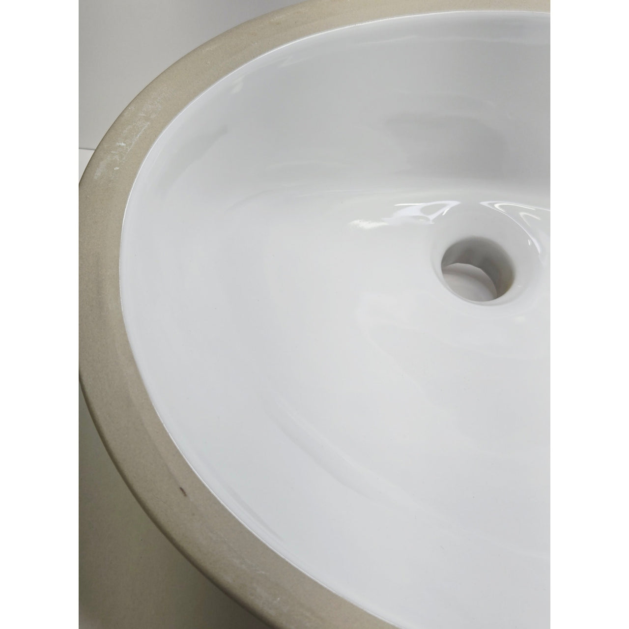 Signature Hardware 447968 Mangrove 17 in. Undermount Oval Bathroom Sink - White