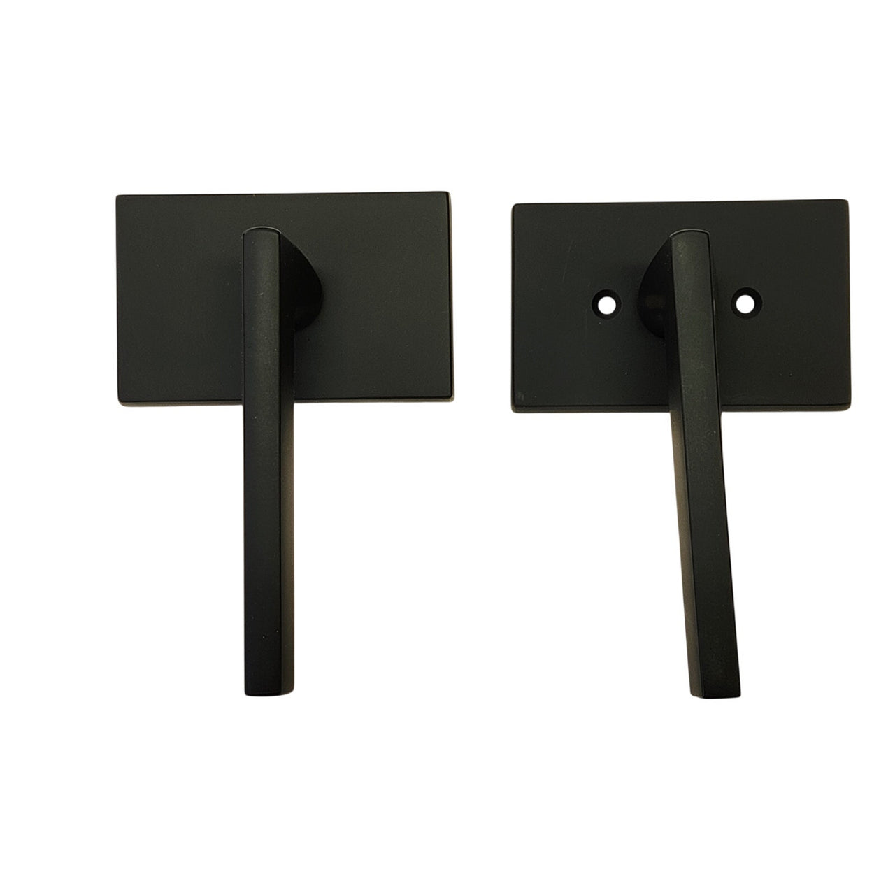 Emtek 5112-HLO-US19RH Helios Right Hsnd Door Lever Passage Set - Flat Black