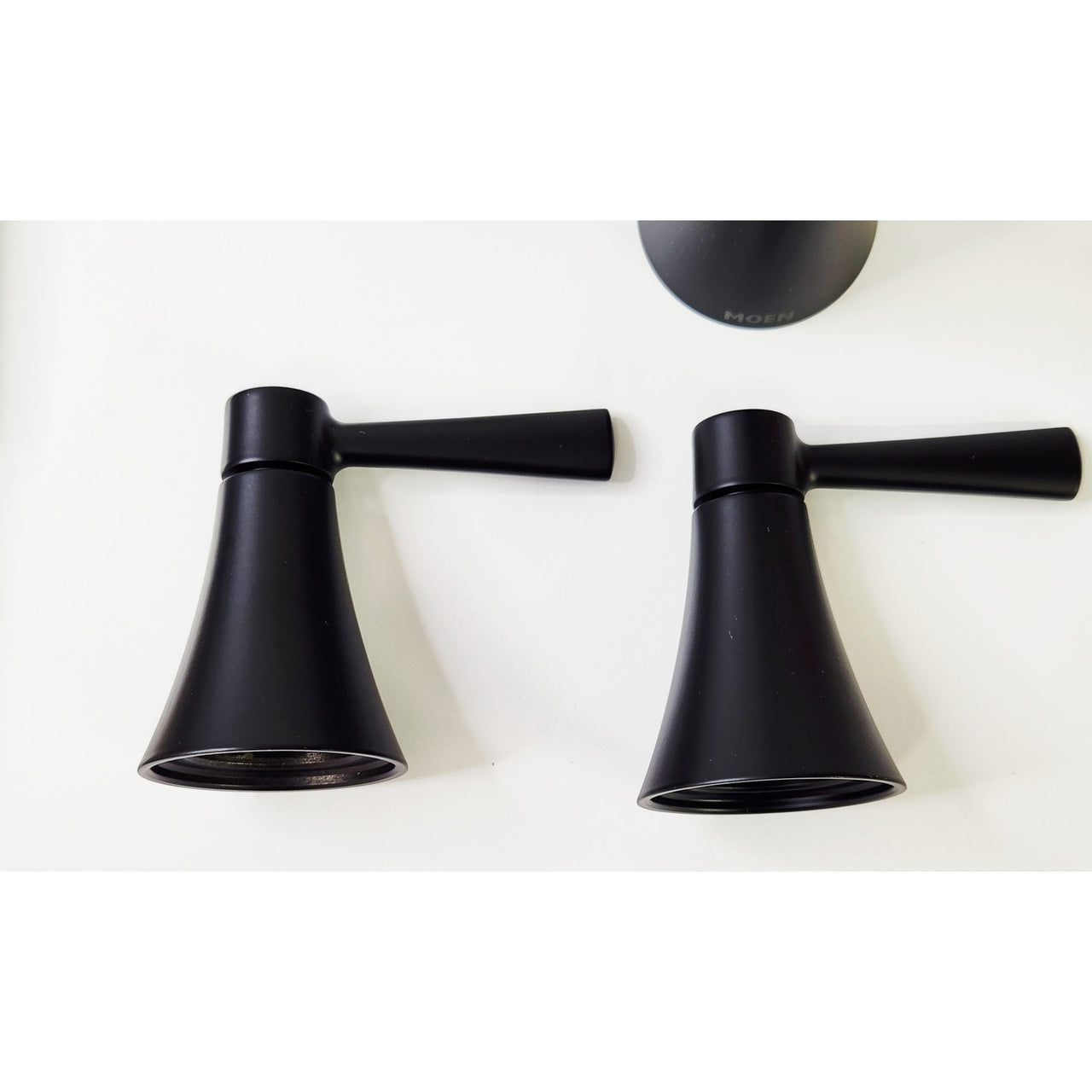 Moen 84023BL Ronan 8 in. Widespread Curved Bathroom Faucet - Matte Black