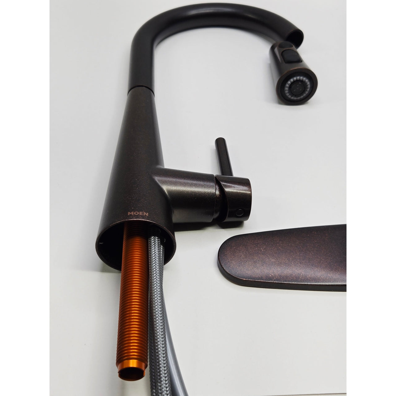 Moen 7864ORB Sleek Single Hole Pull Down Kitchen Faucet - Oil Rubbed Bronze READ