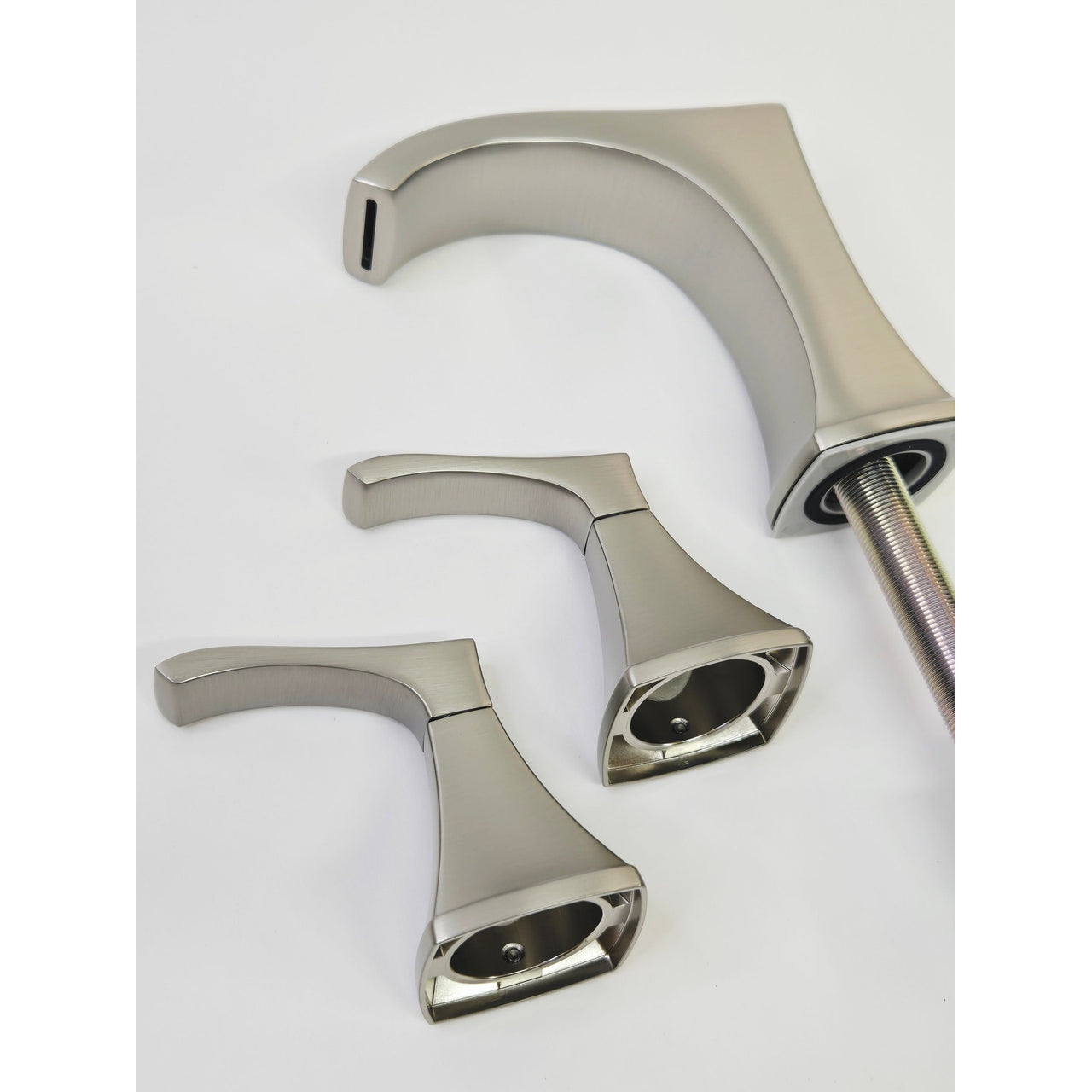 Pfister LF-049-VNGS Venturi 8 in. Widespread Bathroom Faucet - Brushed Nickel