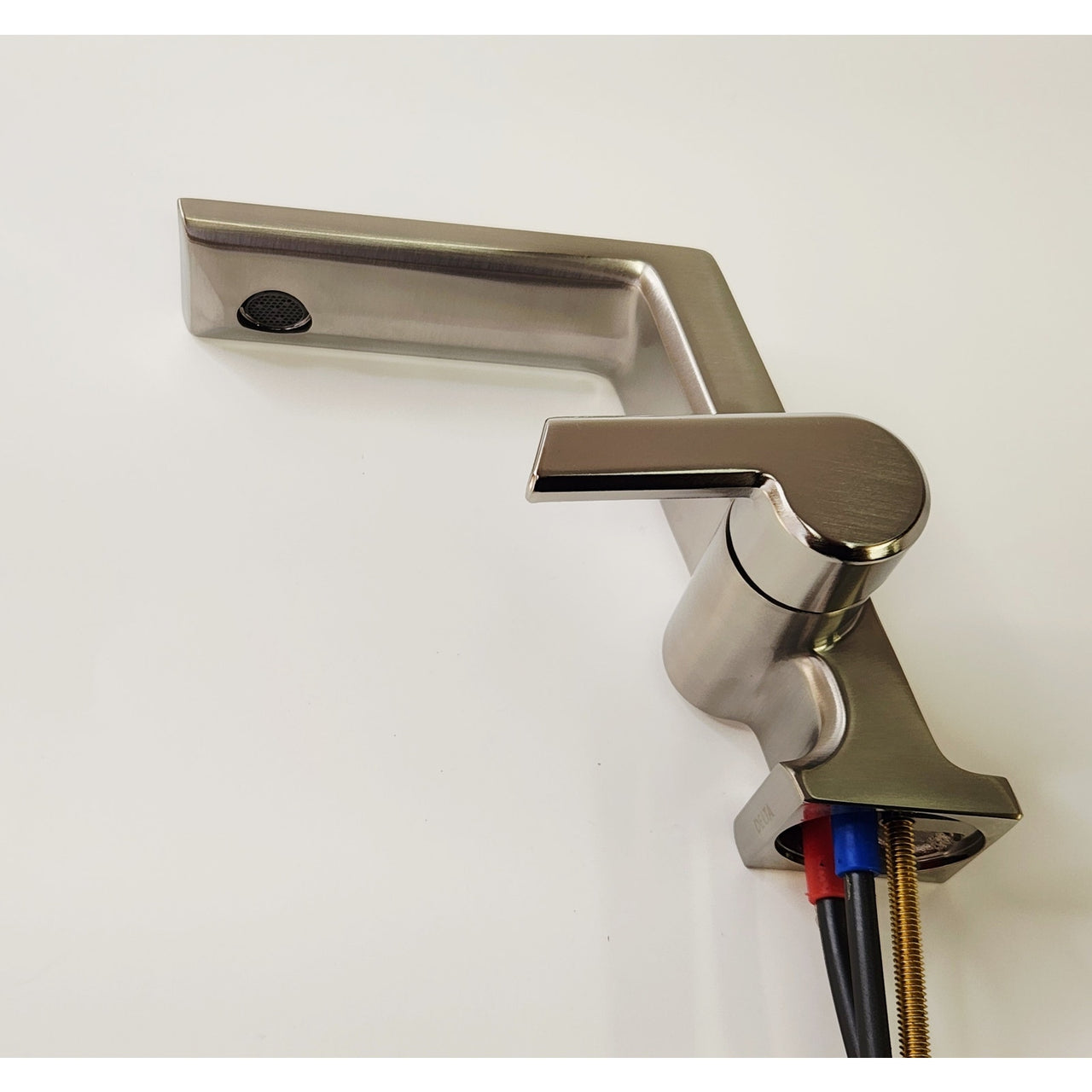 Delta 599-SS-PR-LPU-DST Pivotal Single Hole Bathroom Faucet - Lumicoat Stainless