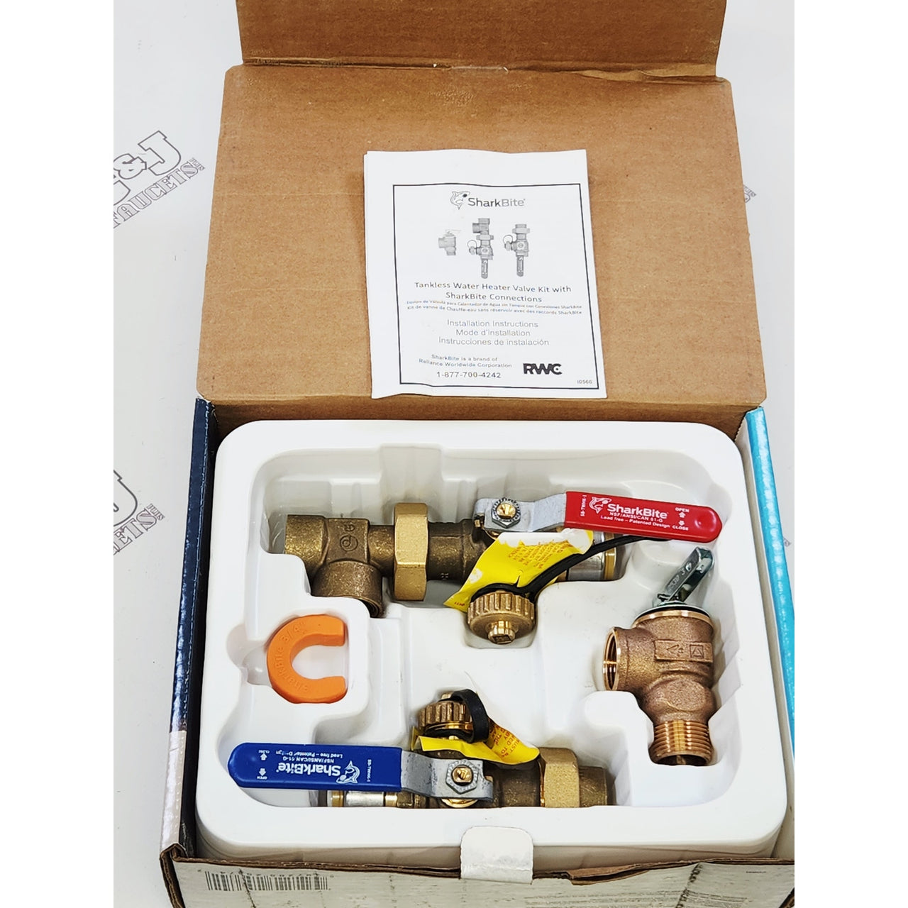 SharkBite 25374 3/4" Push-to-Connect Tankless Water Heater Valve Kit - Brass